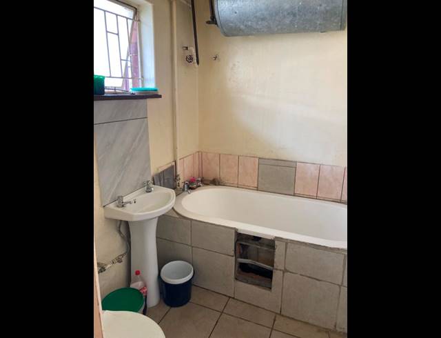 1 BEDROOM APARTMENT FOR SALE IN PRETORIA WEST